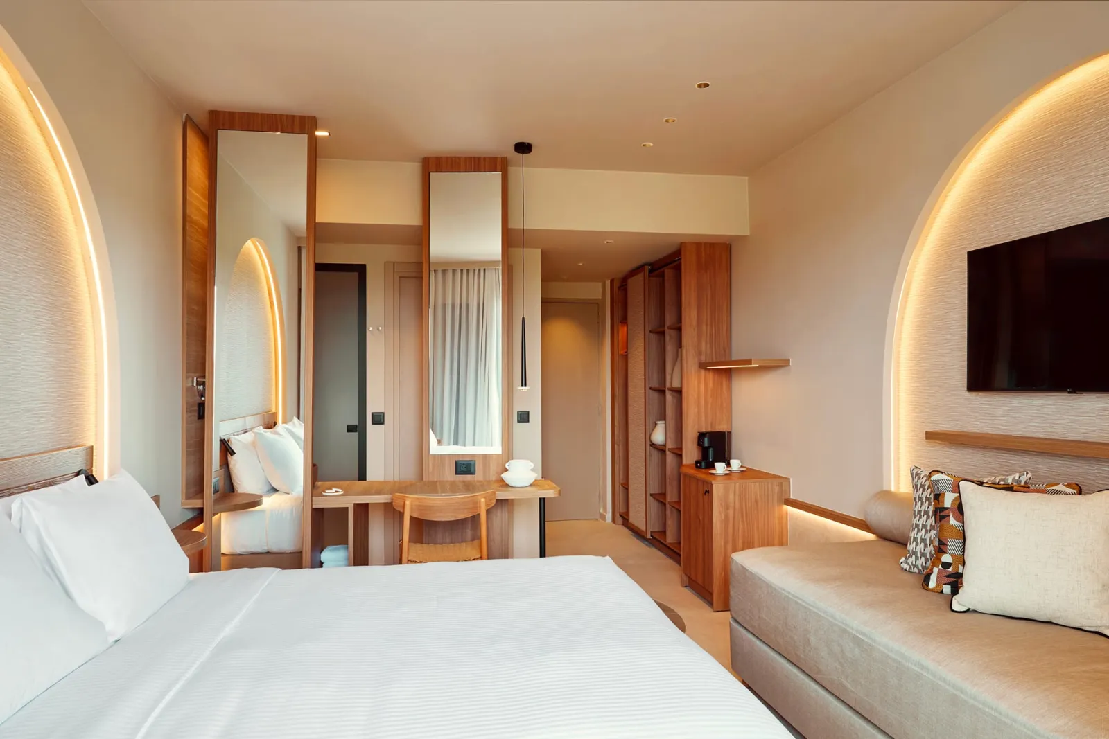 Deluxe Room Side Sea View