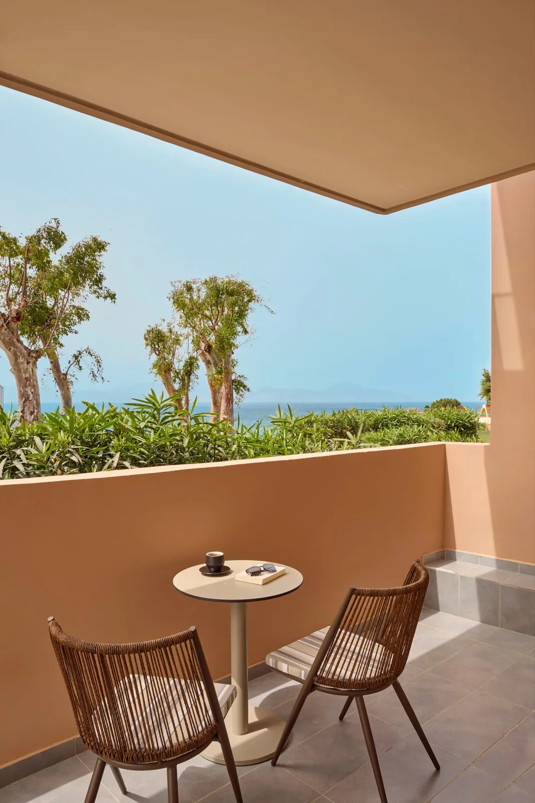 Deluxe Family Suite Side Sea View
