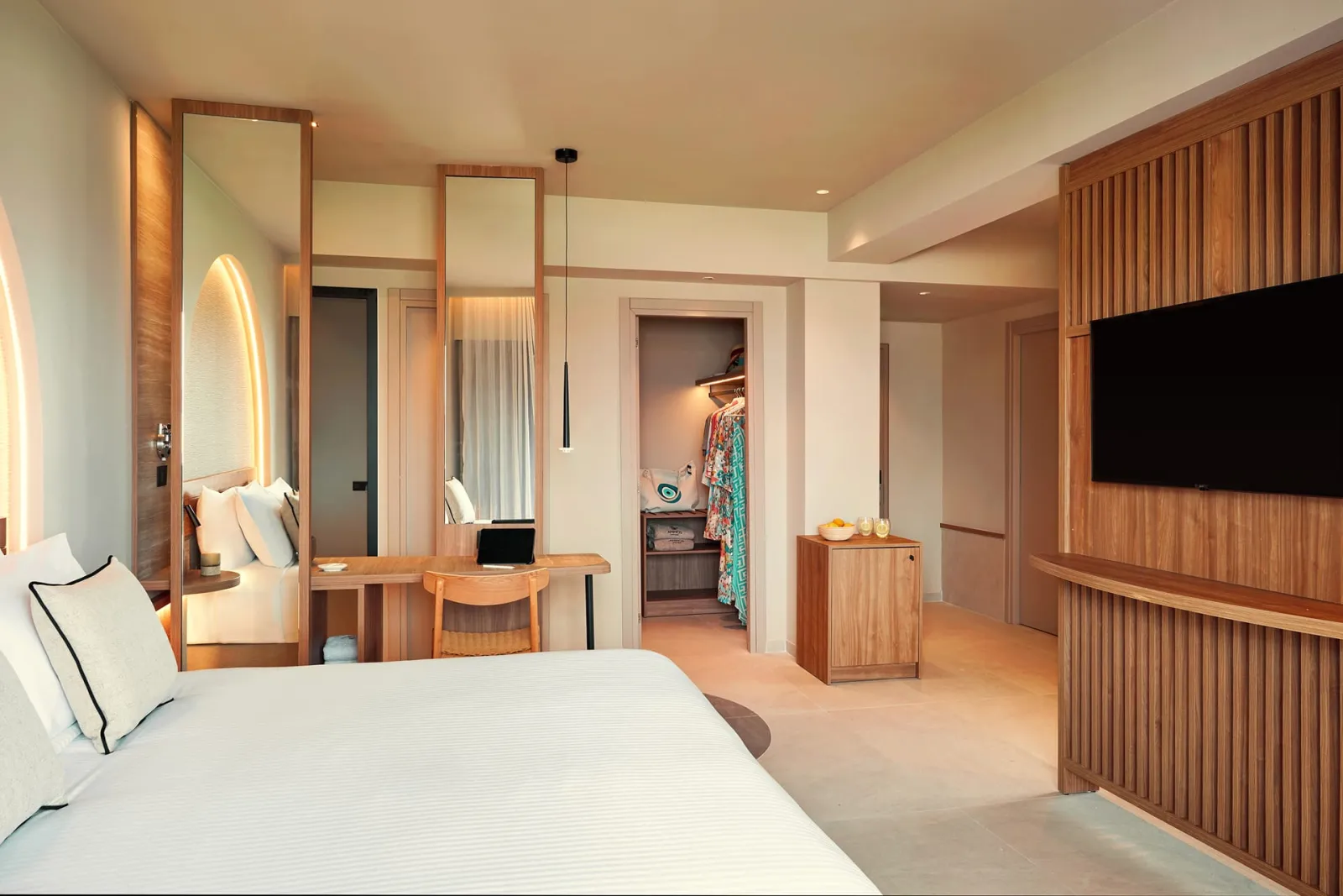Deluxe Family Suite