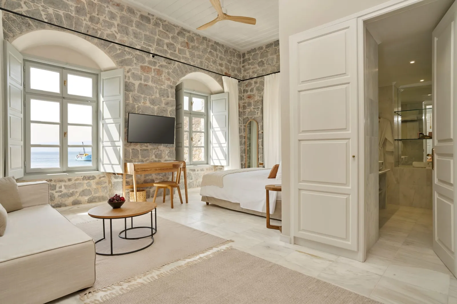 Tower Suite with Private Terrace &amp; Hot Tub
