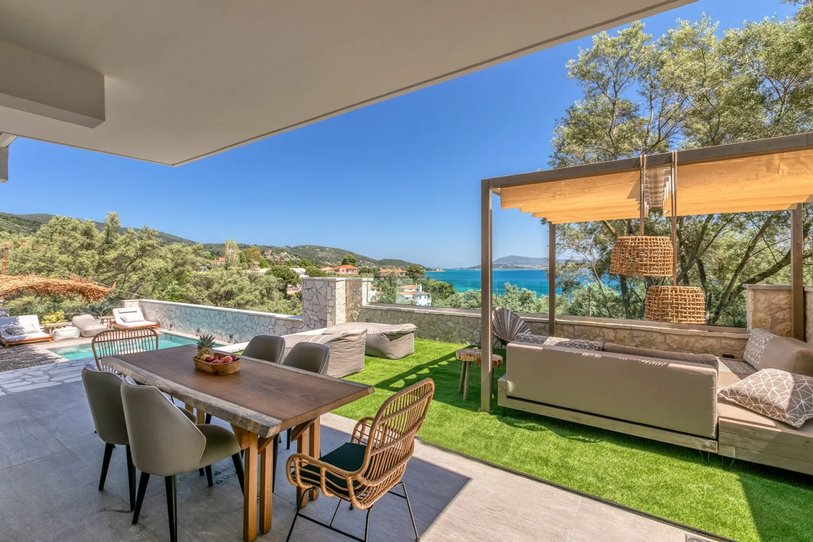 Rosses Villa with Private Pool