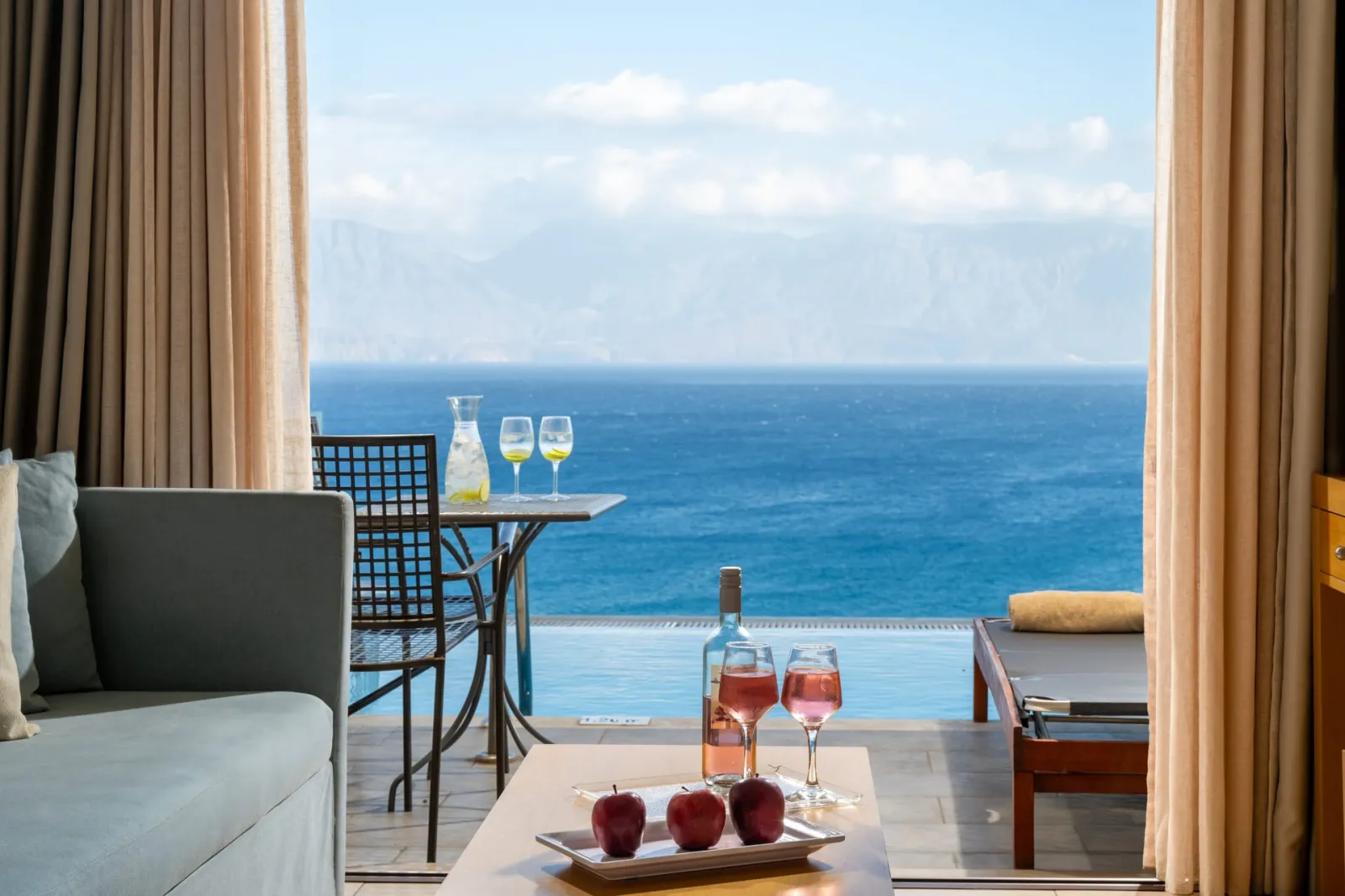Superior Room with Sea View & Private Pool