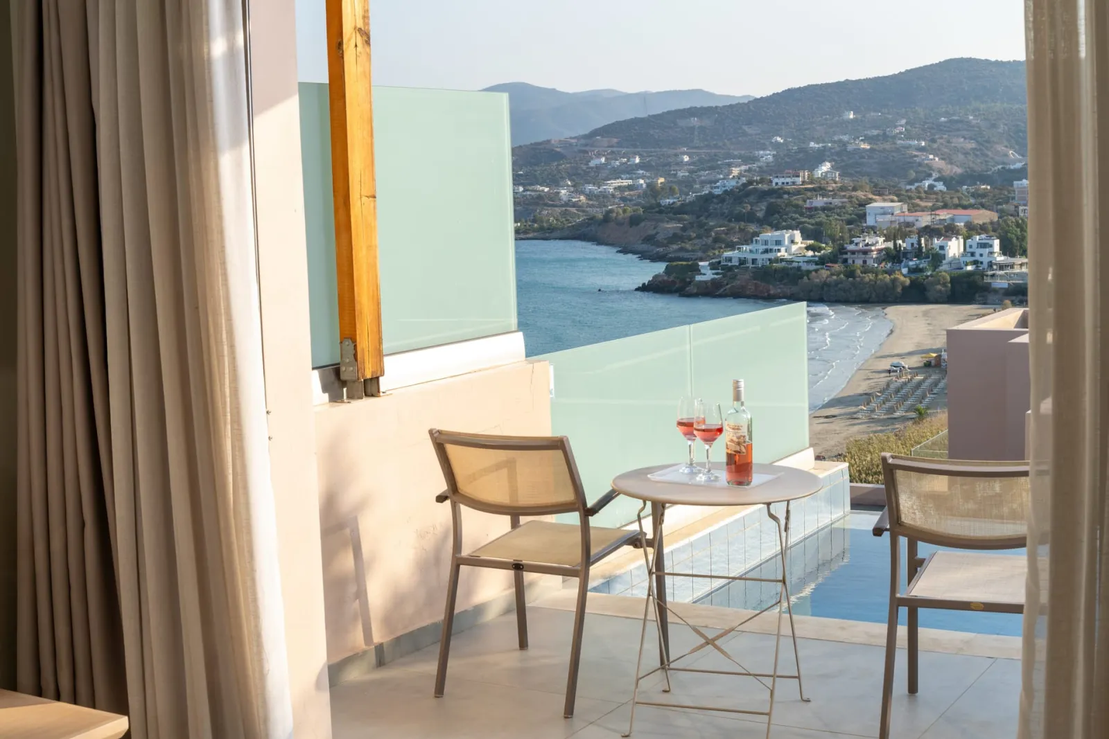 Suite with Side Sea View & Private Pool
