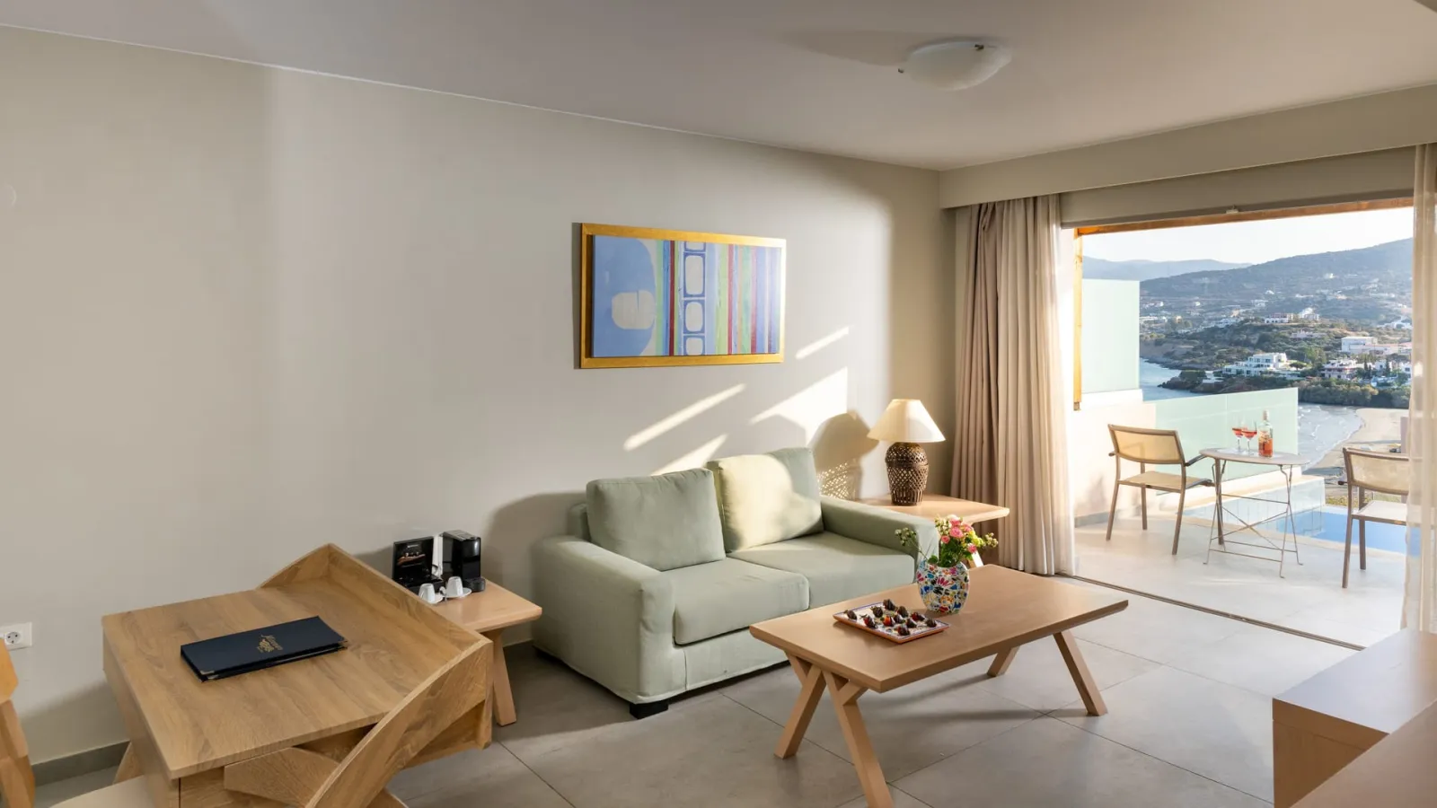 Suite with Side Sea View & Private Pool