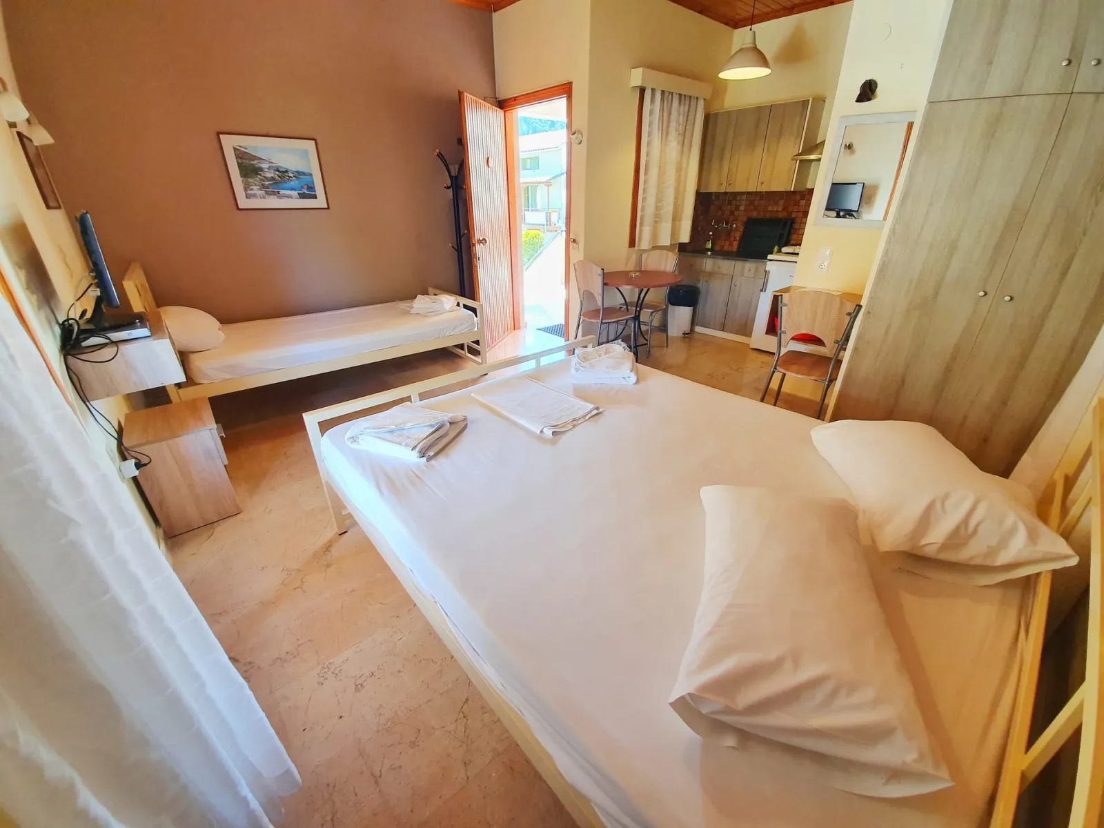 Triple Room with Garden View