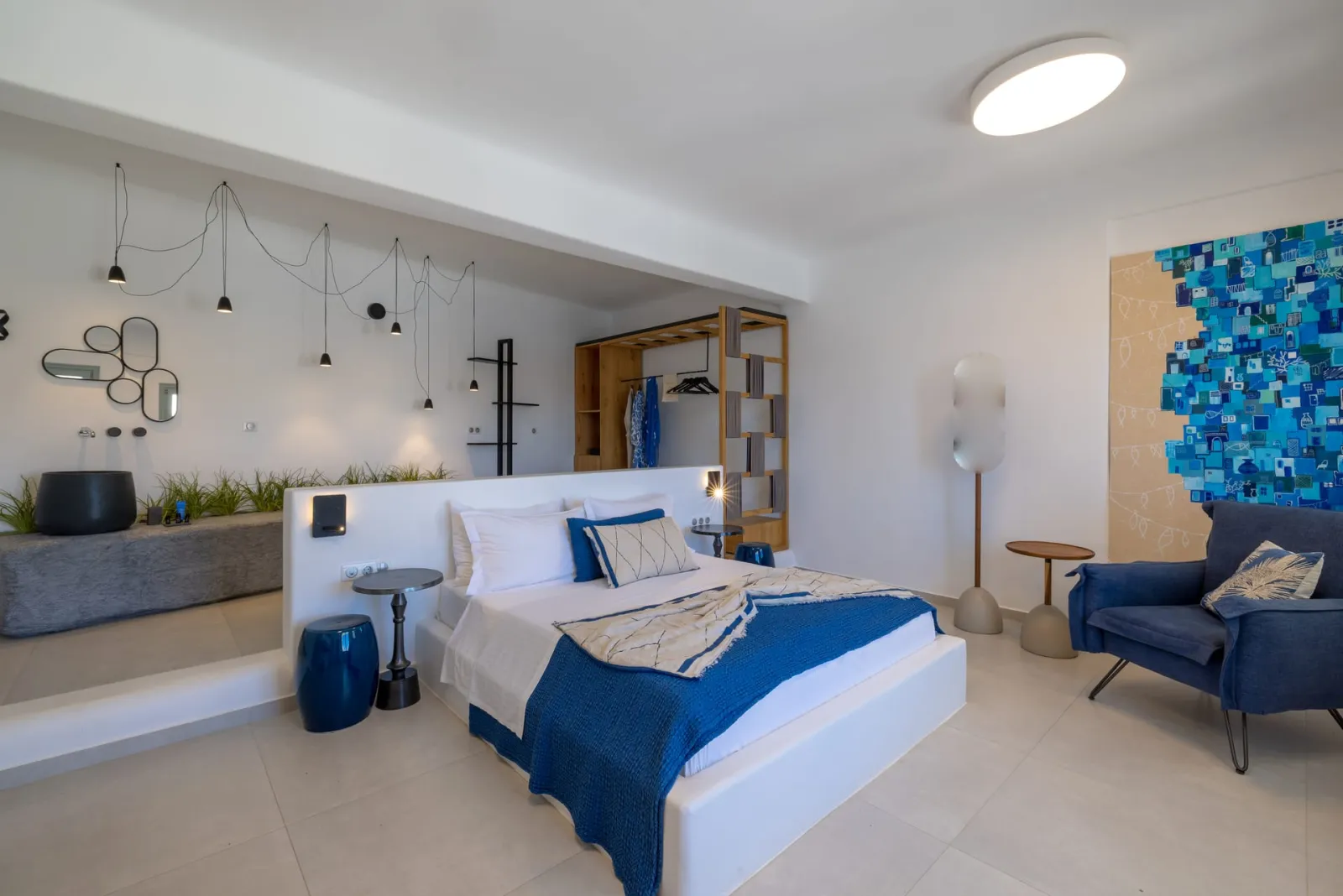 Superior Suite 12