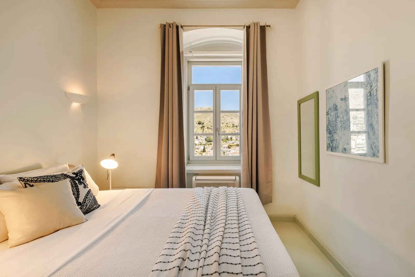 Suite with Private Balcony and Sea View