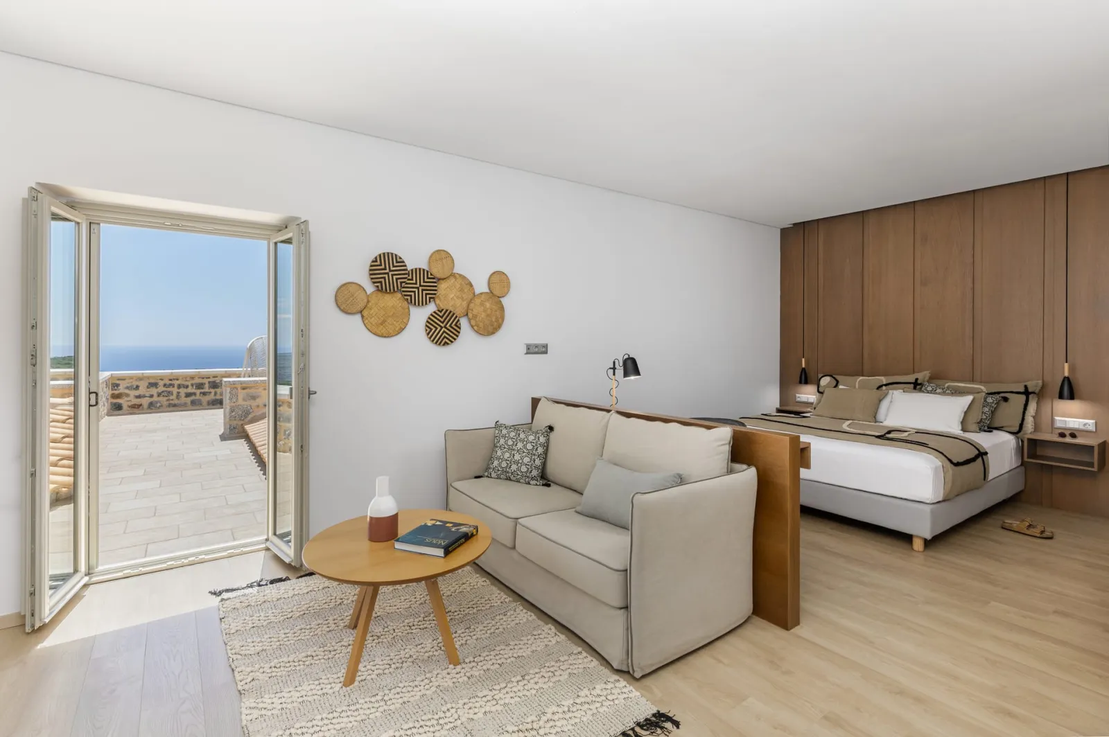 Deluxe Suite with Sea View