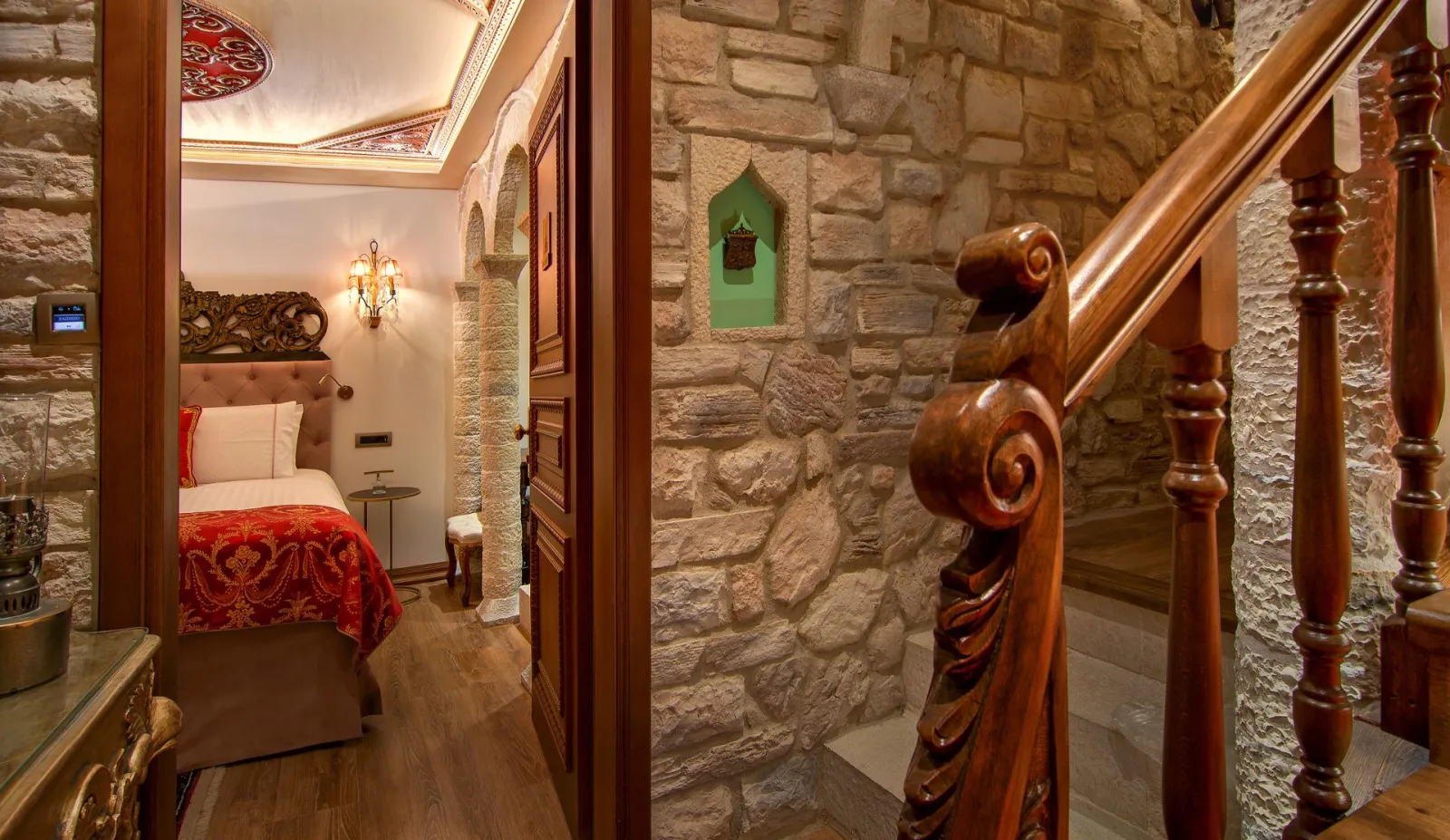 Deluxe Room | Ζάππειο ή Καπλάνειο