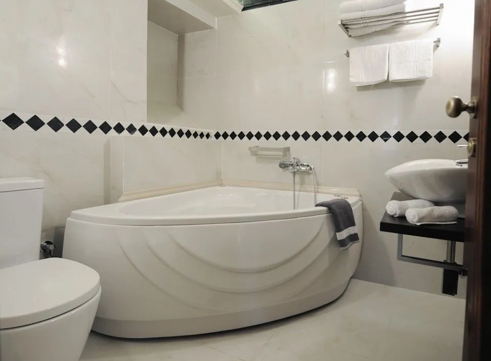Junior Standard Suite