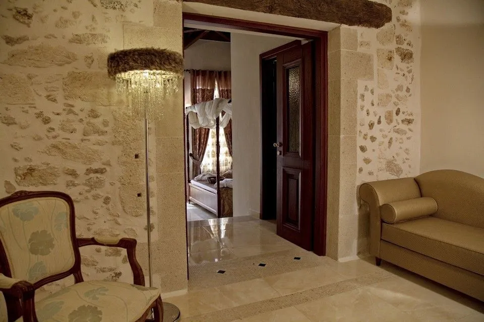 Executive Suite [2 rooms]