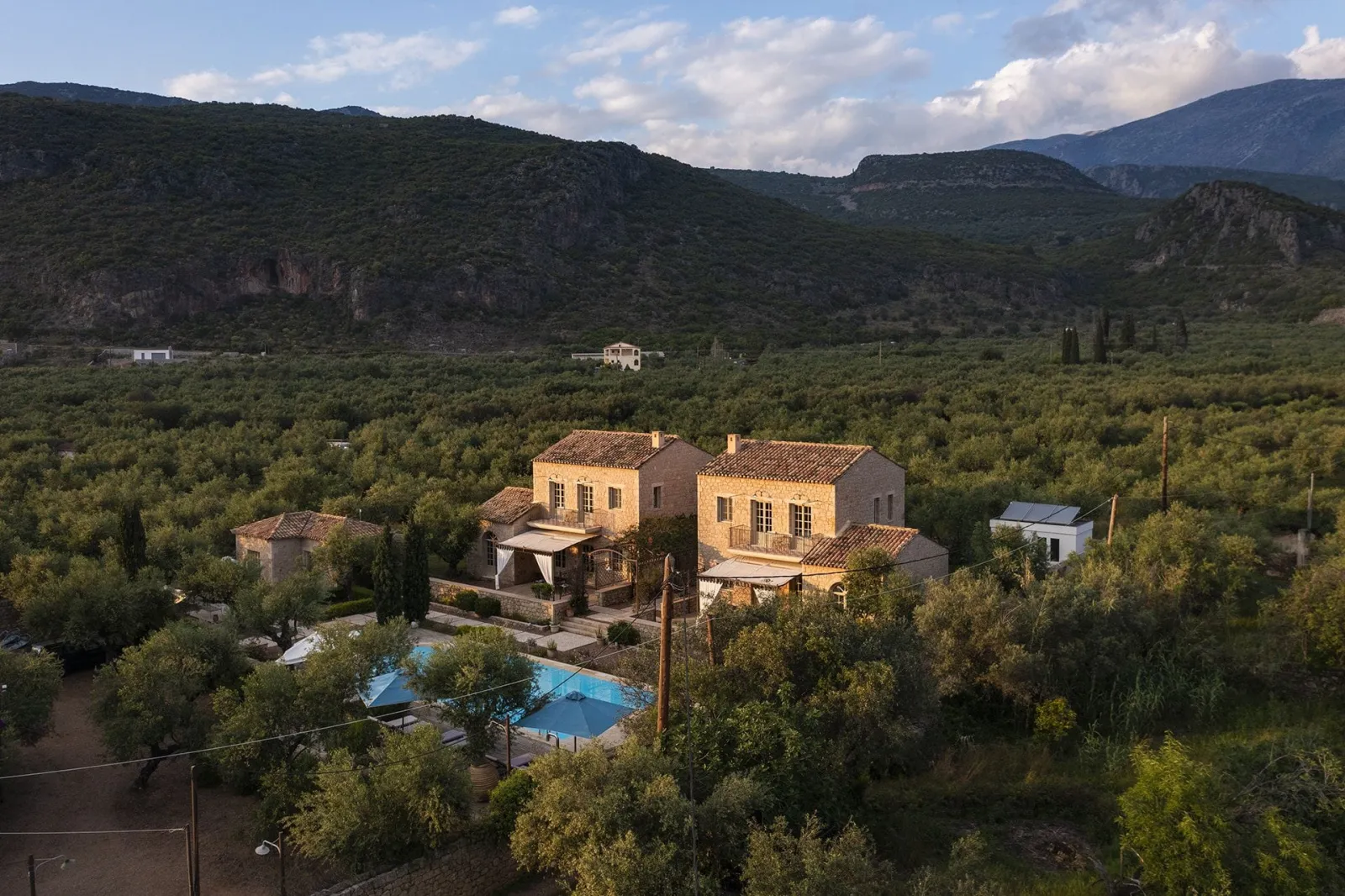 Liodentra Estate