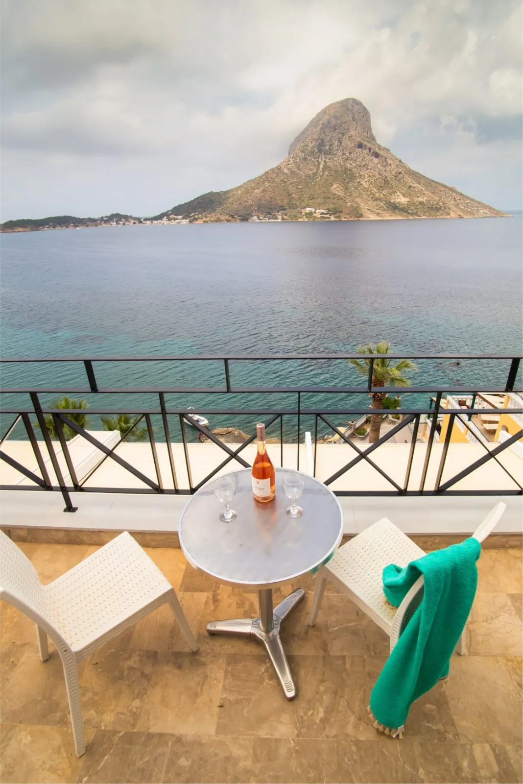Studio with Sea View (2 Adults)