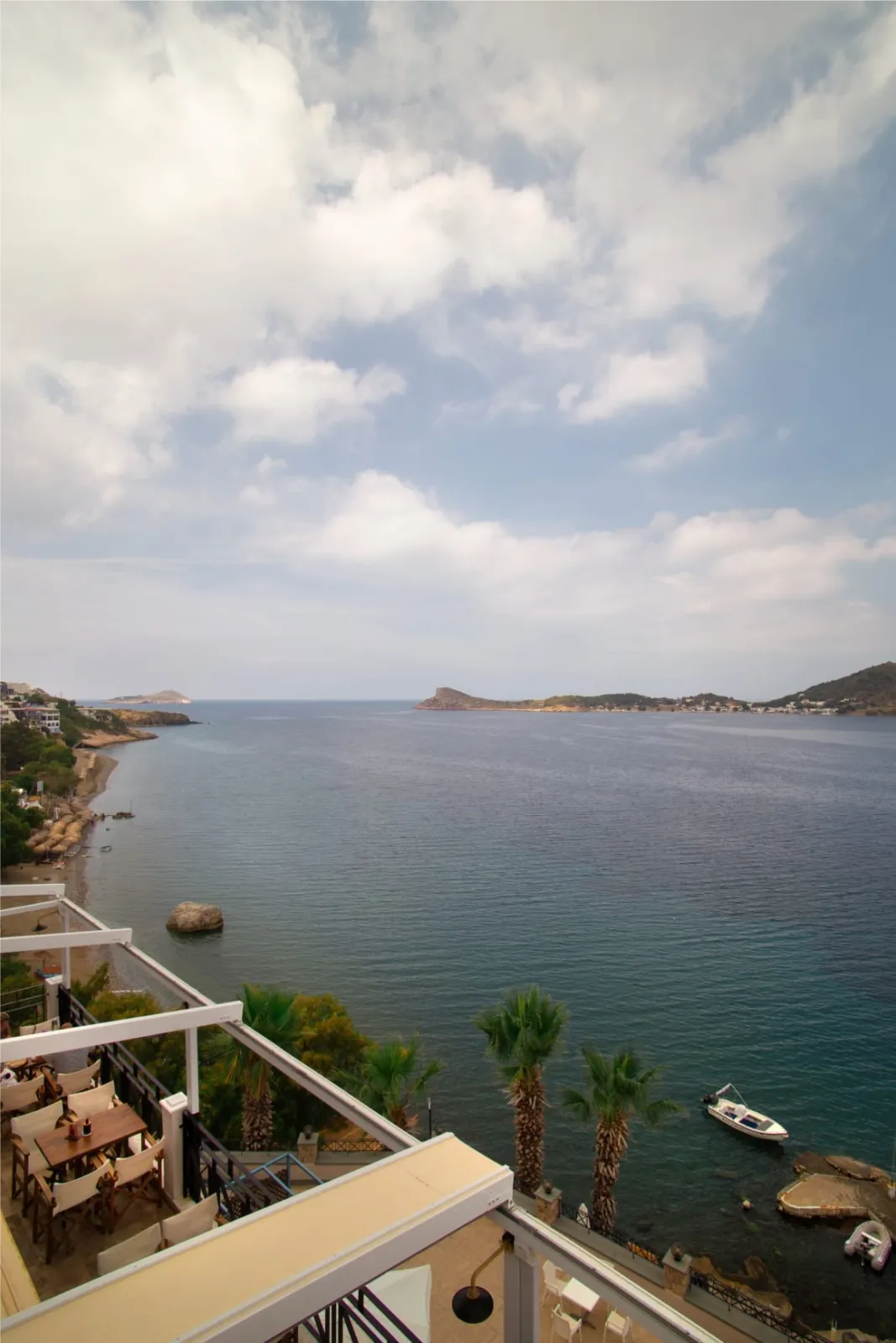 Studio with Sea View (3 Adults)