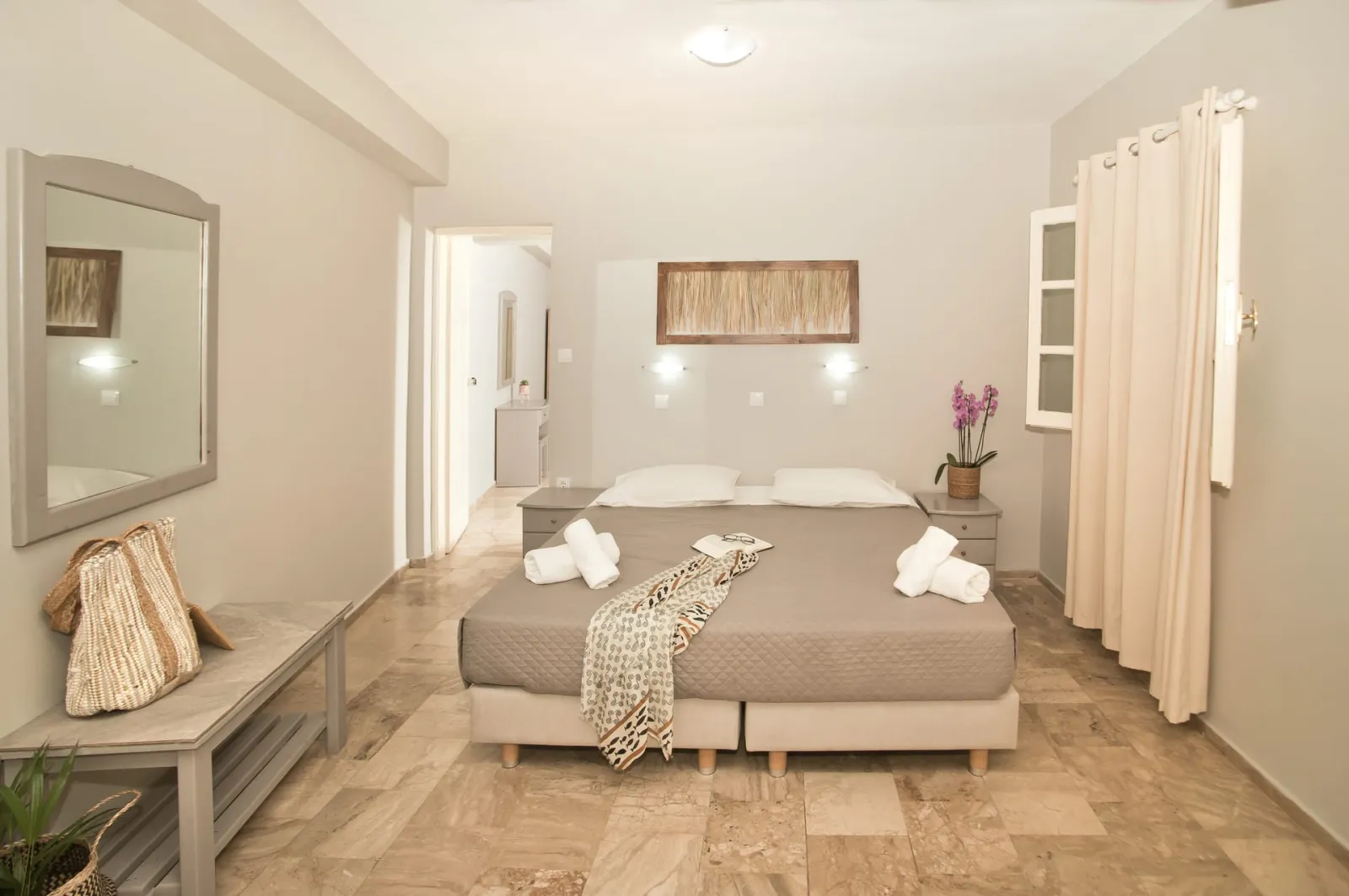 Family Studio no view - Interior Room