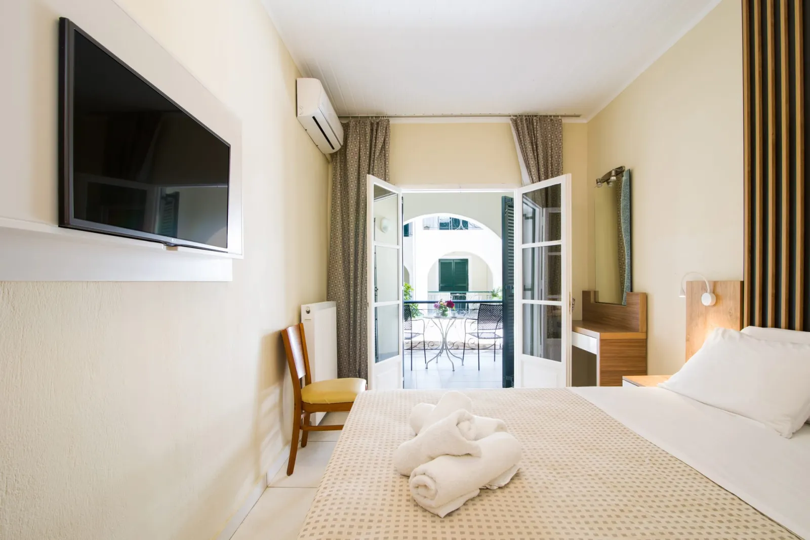 Double Room