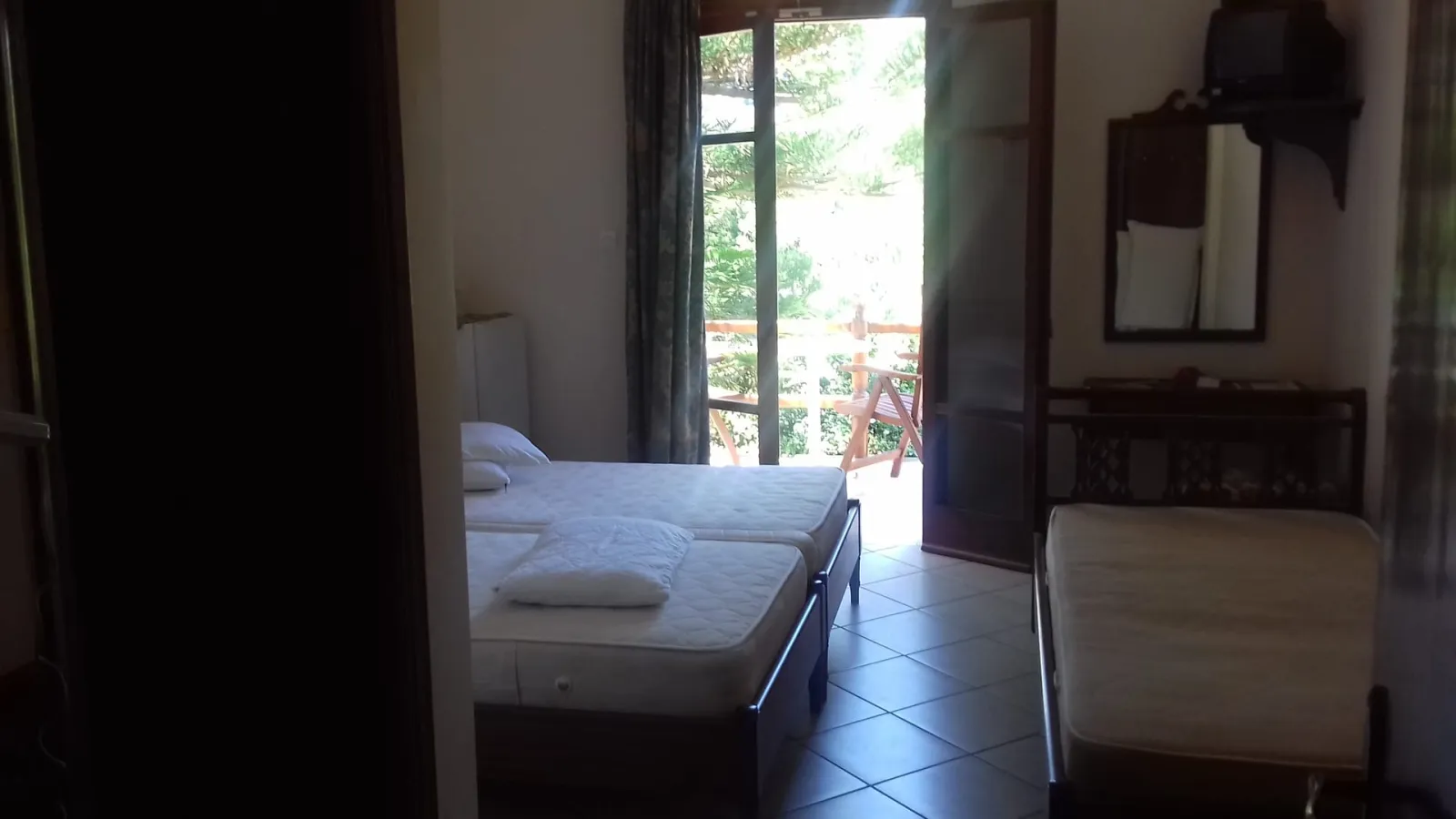 Triple Room with Terrace Ground Floor