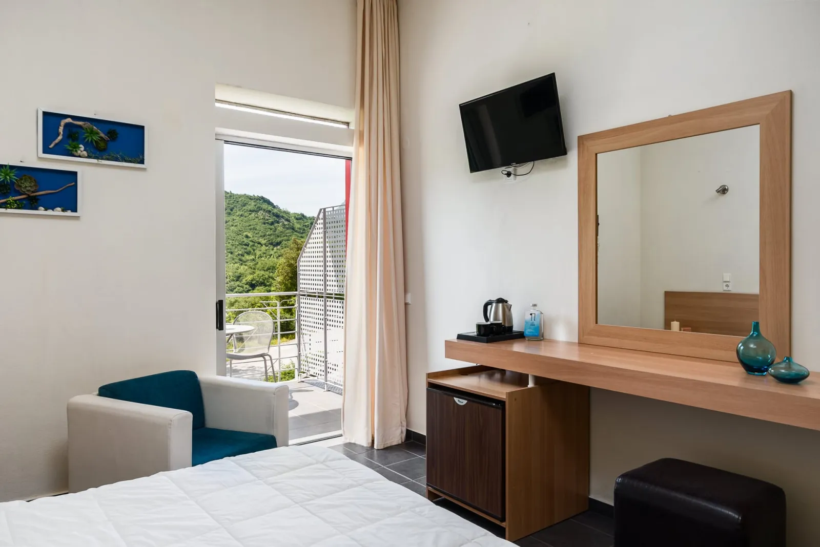 Double Room Mountain View
