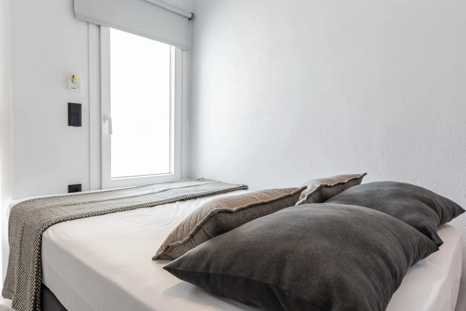 Deluxe Single room with Pool View