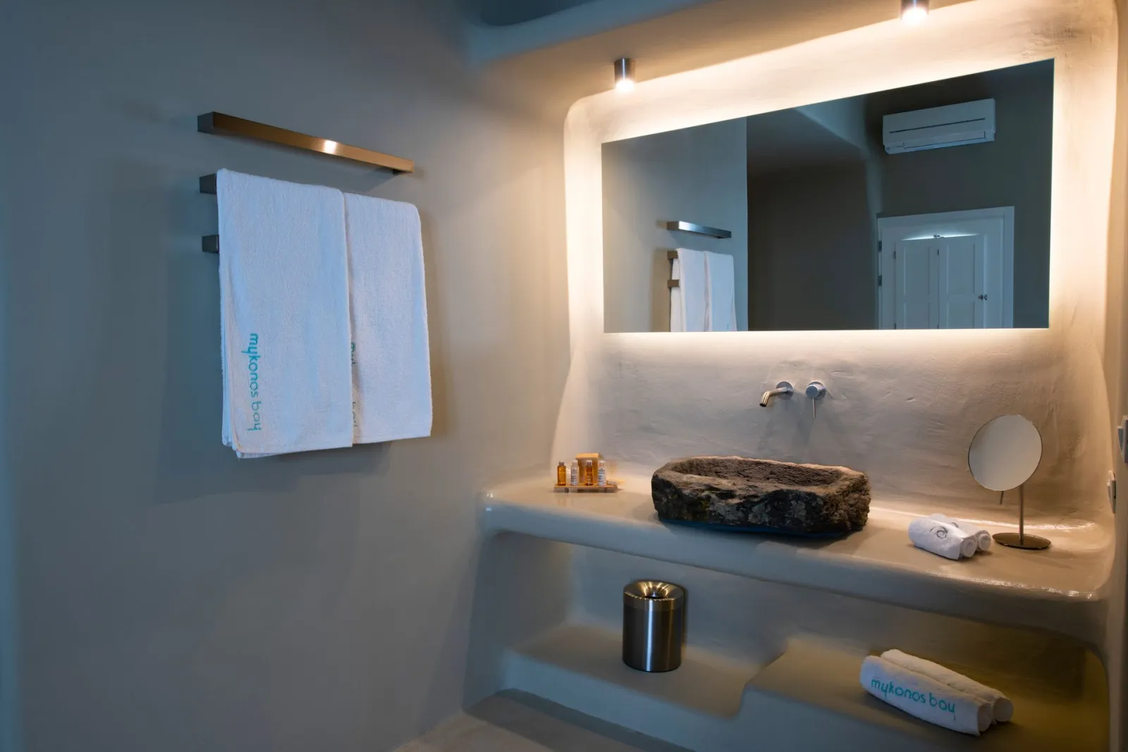 Standard Premium Residence with Outdoor Jacuzzi - Annex Building by Karavas Apartments