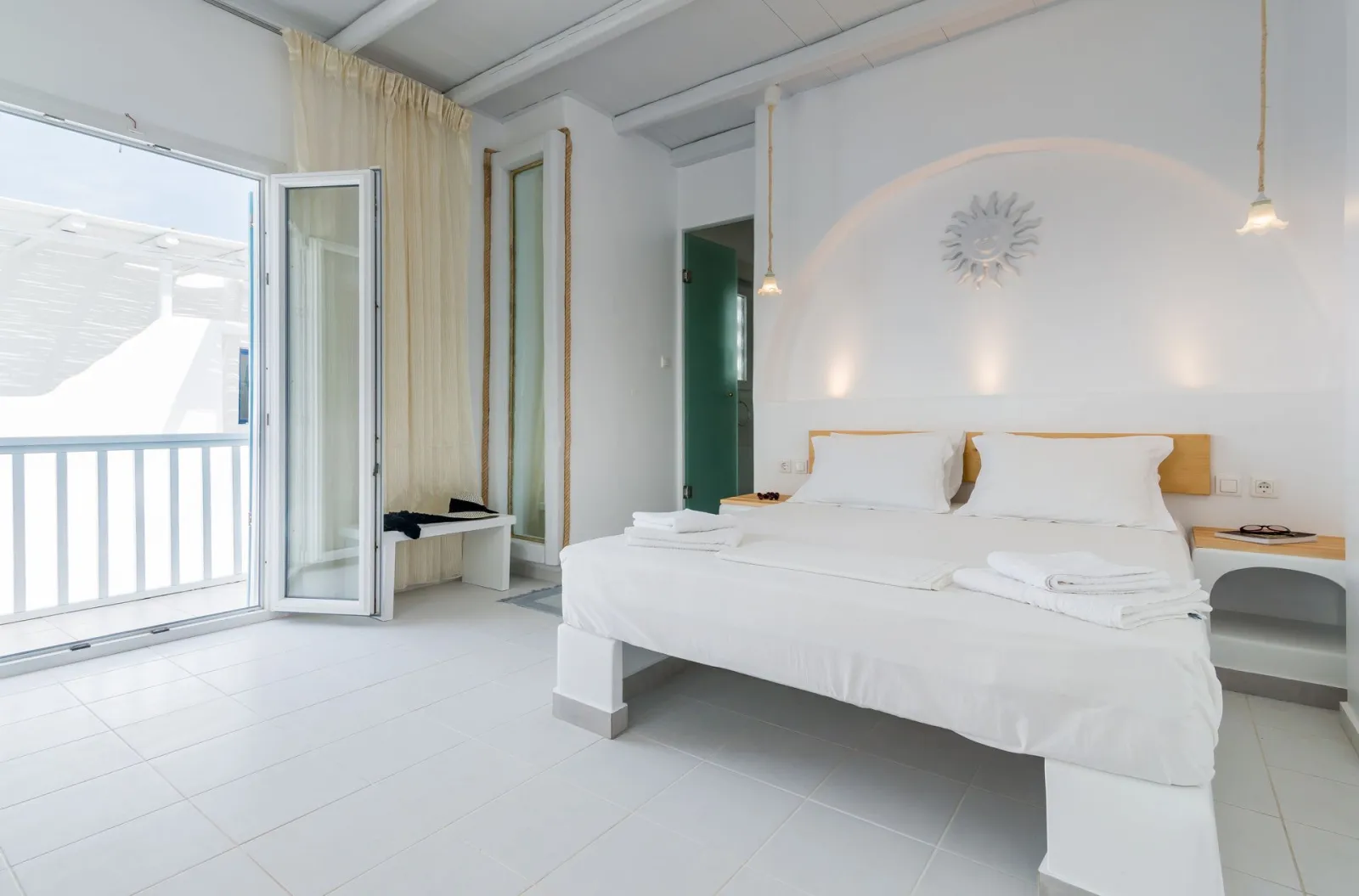 Apollo - Upper Floor Room with Partial Sea View