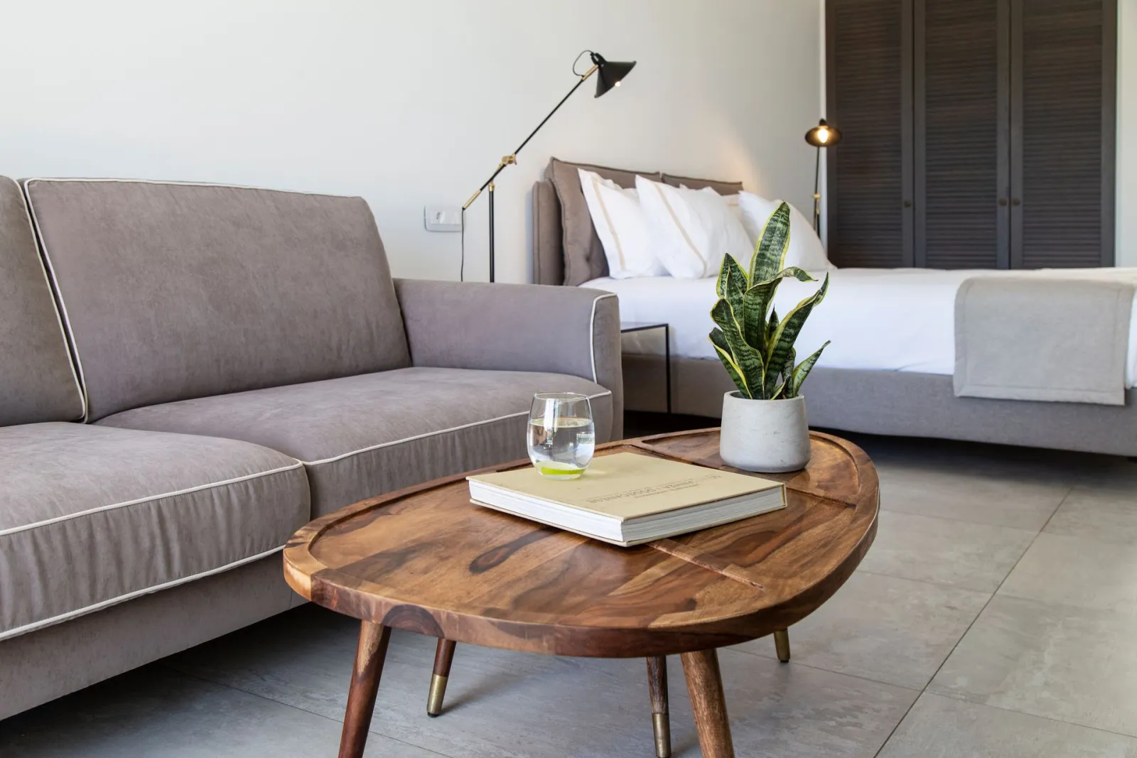 Design Suite with Private Pool