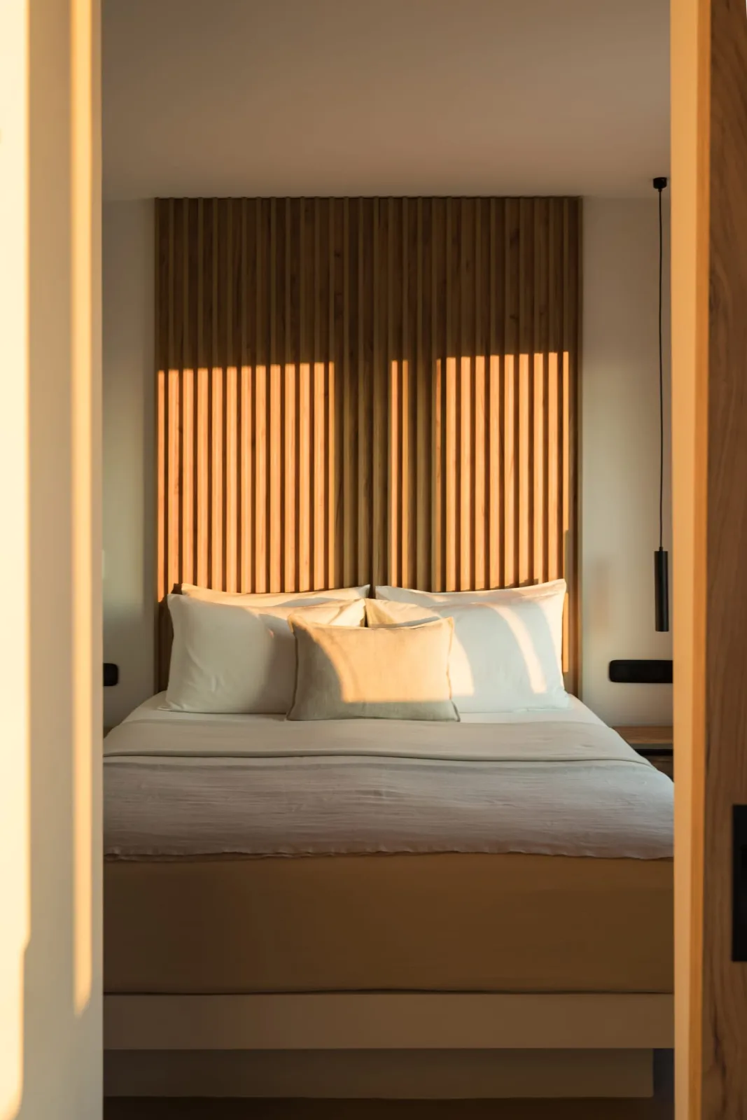 1 Bedroom Sea View Suite with Sharing Pool “Aqua”