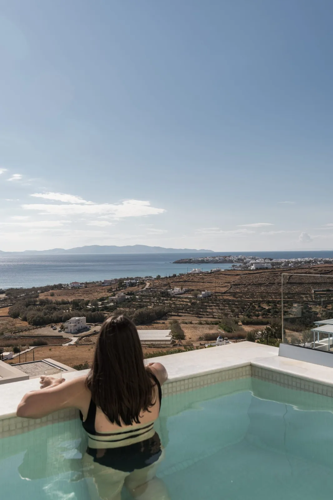 1 Bedroom Sea View Suite with Sharing Pool “Aqua”