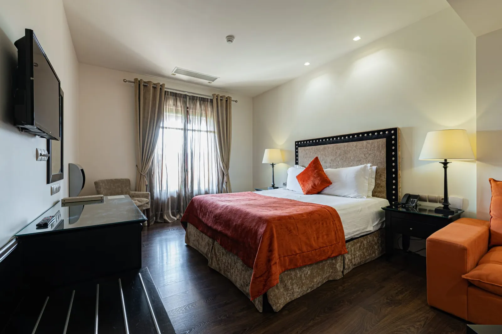 Deluxe Room Triple
