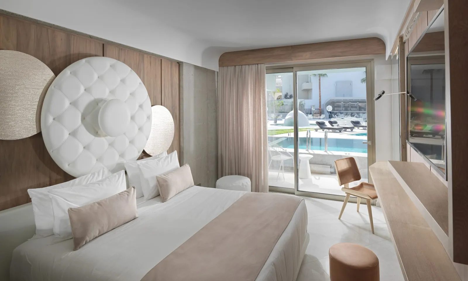 Junior Suite with Private Pool & Pool View