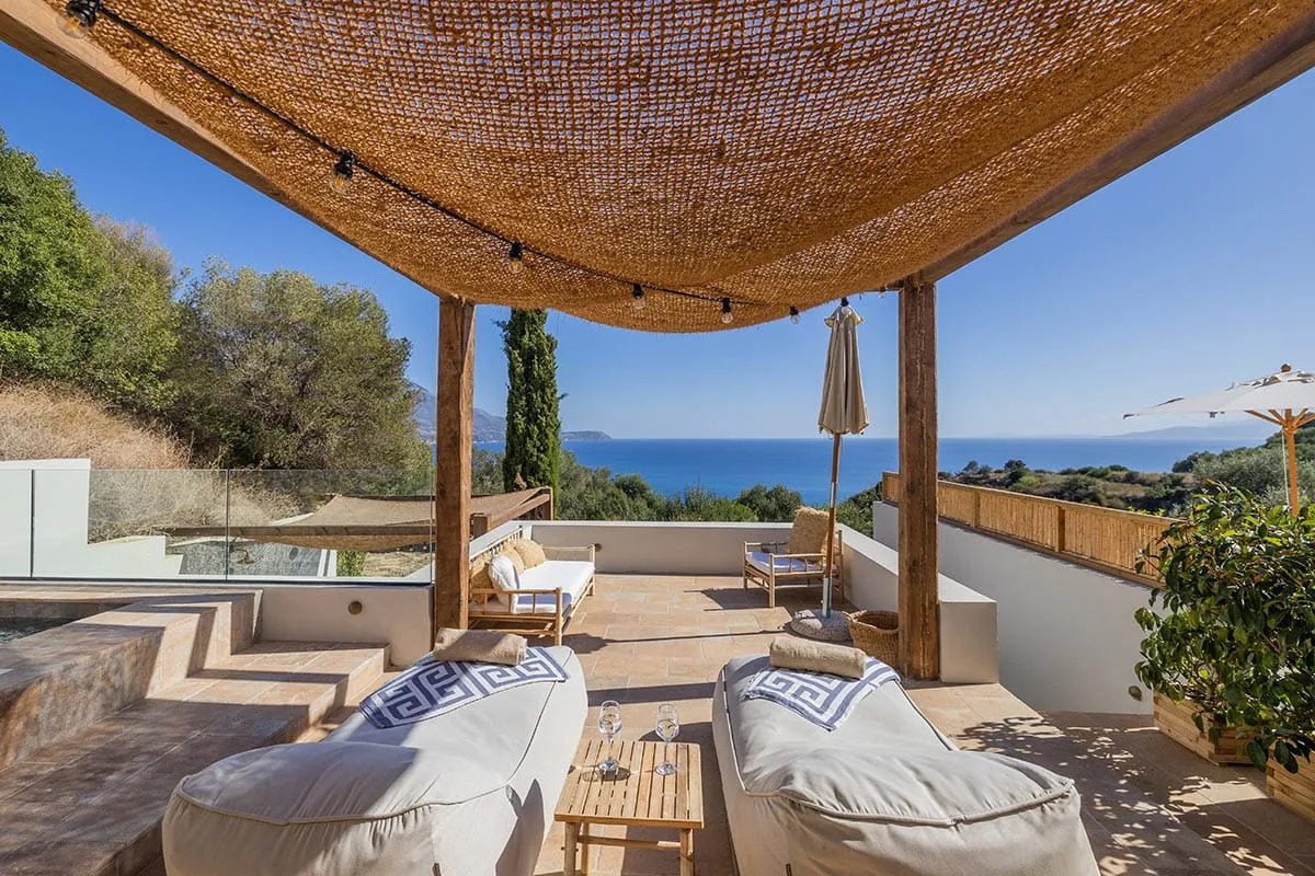 Ammos Sea View Jacuzzi Suite