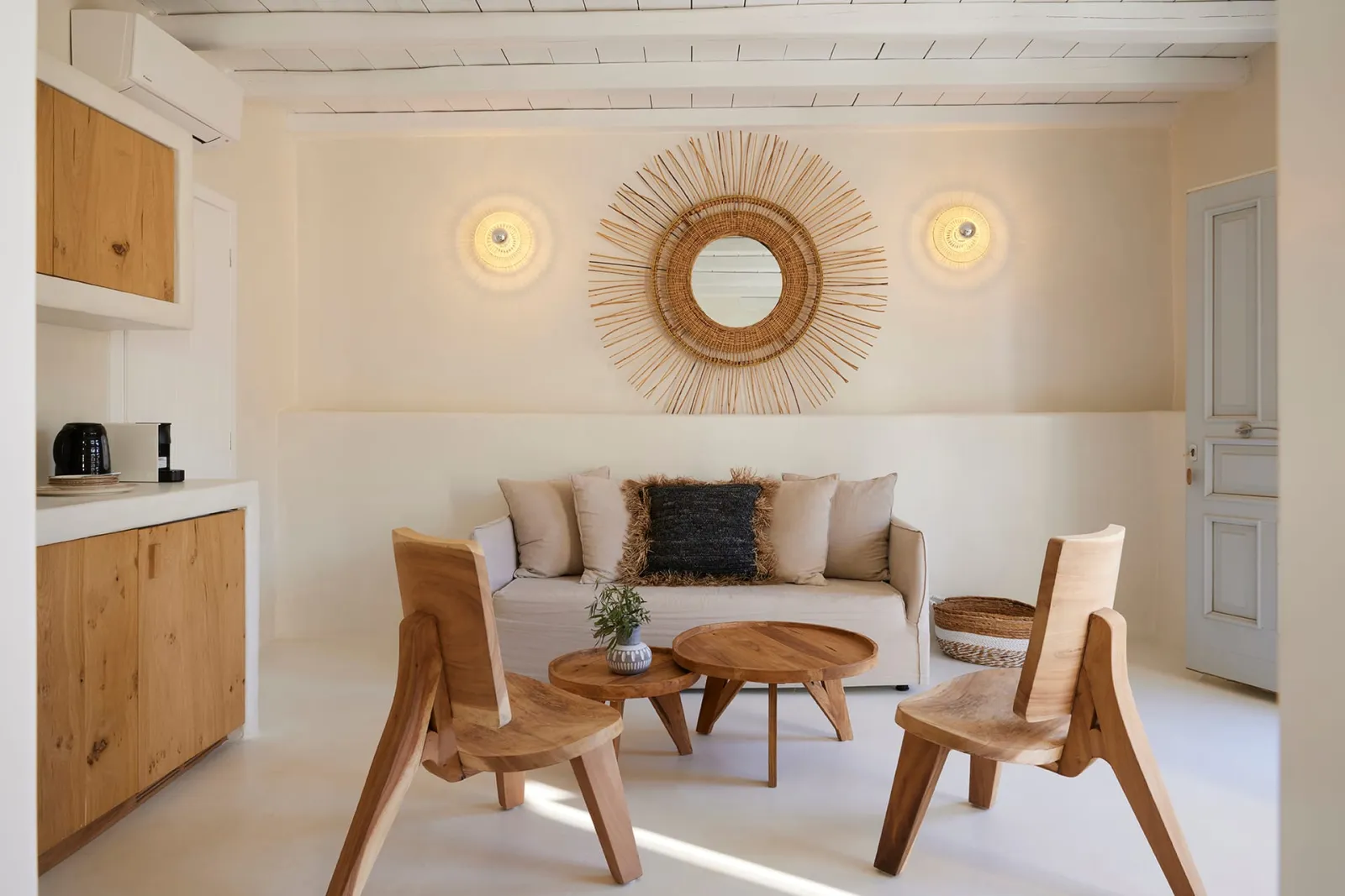 Aerina 1 (Family Residence)