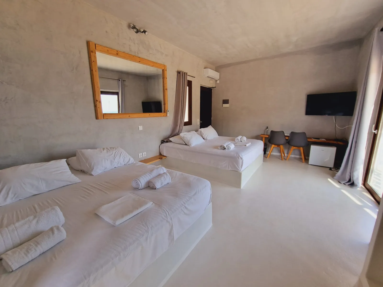 Queen Sea View 122