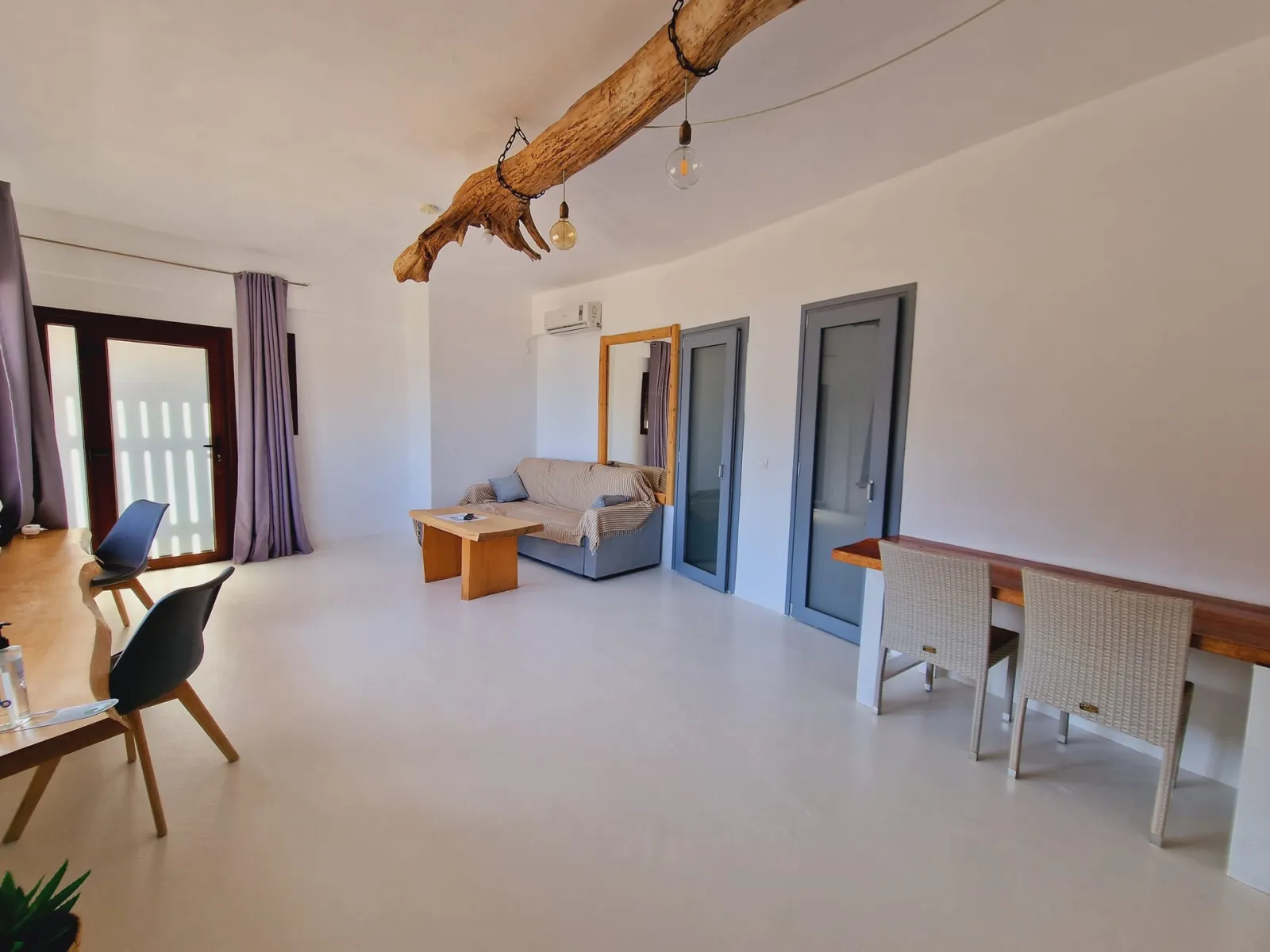 King Sea View 125