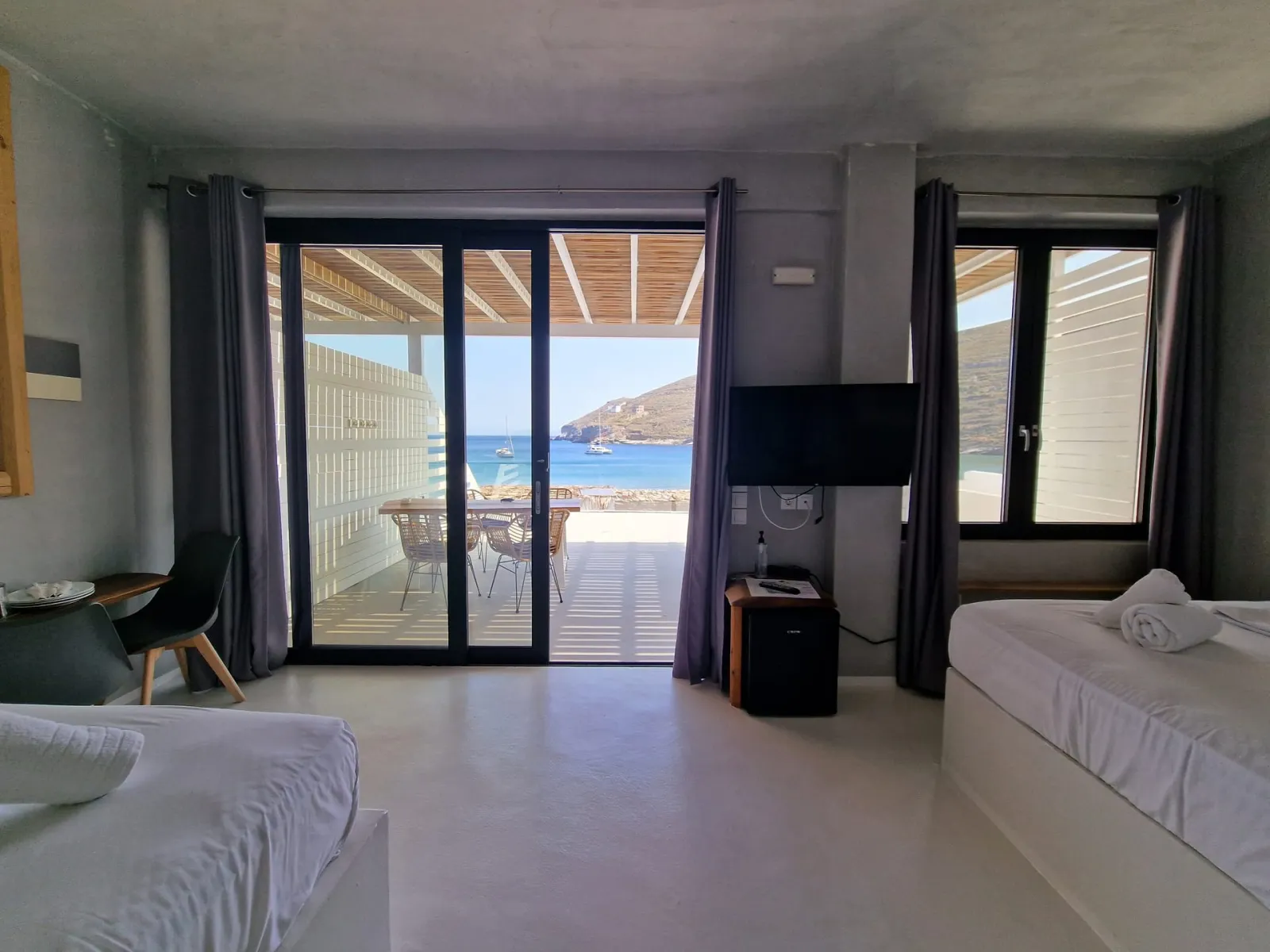 Queen Sea View 211