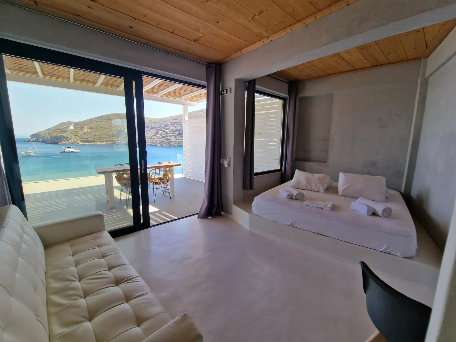 Junior Sea View 311