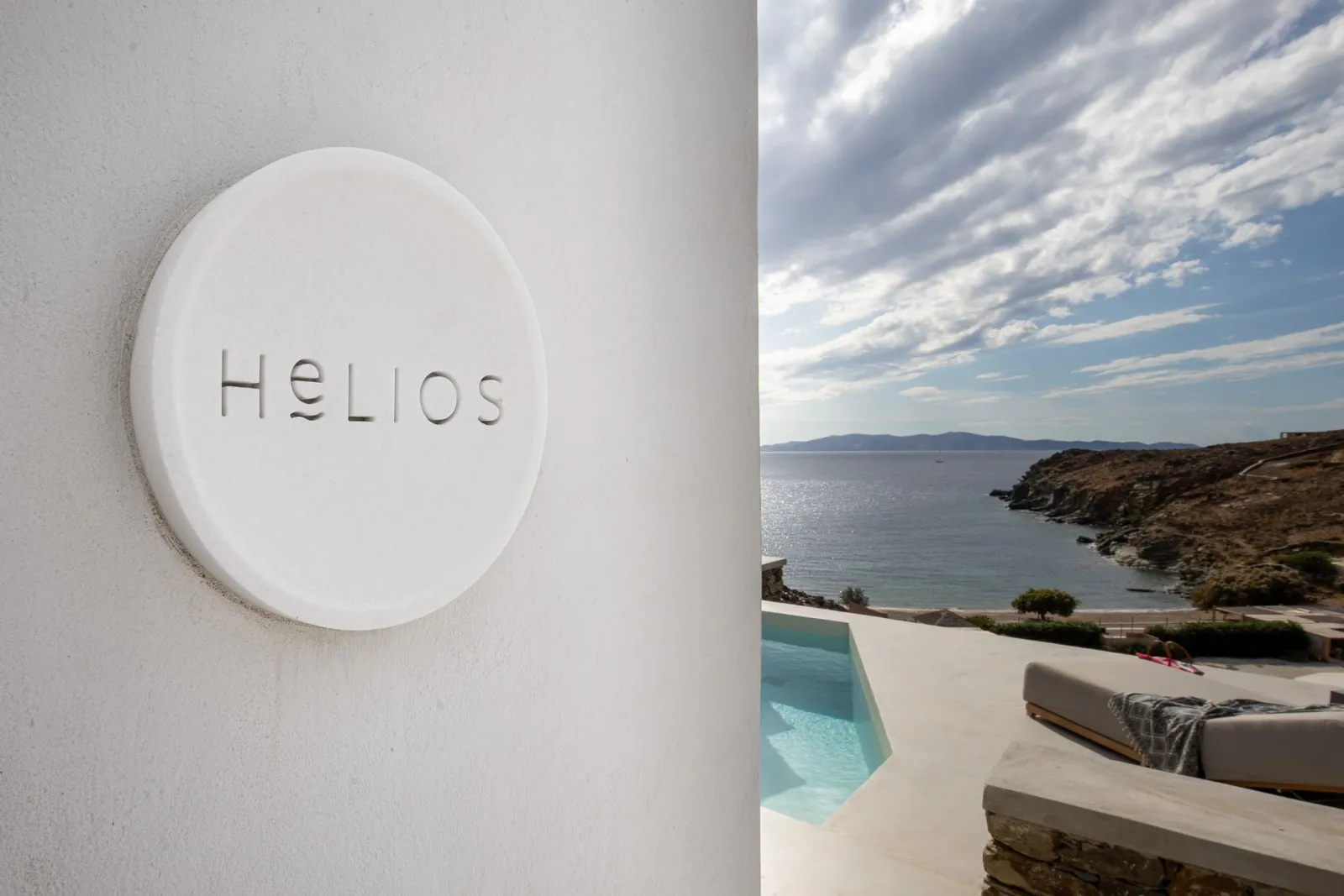 Villa Helios with Private Pool and Sea View 96m²