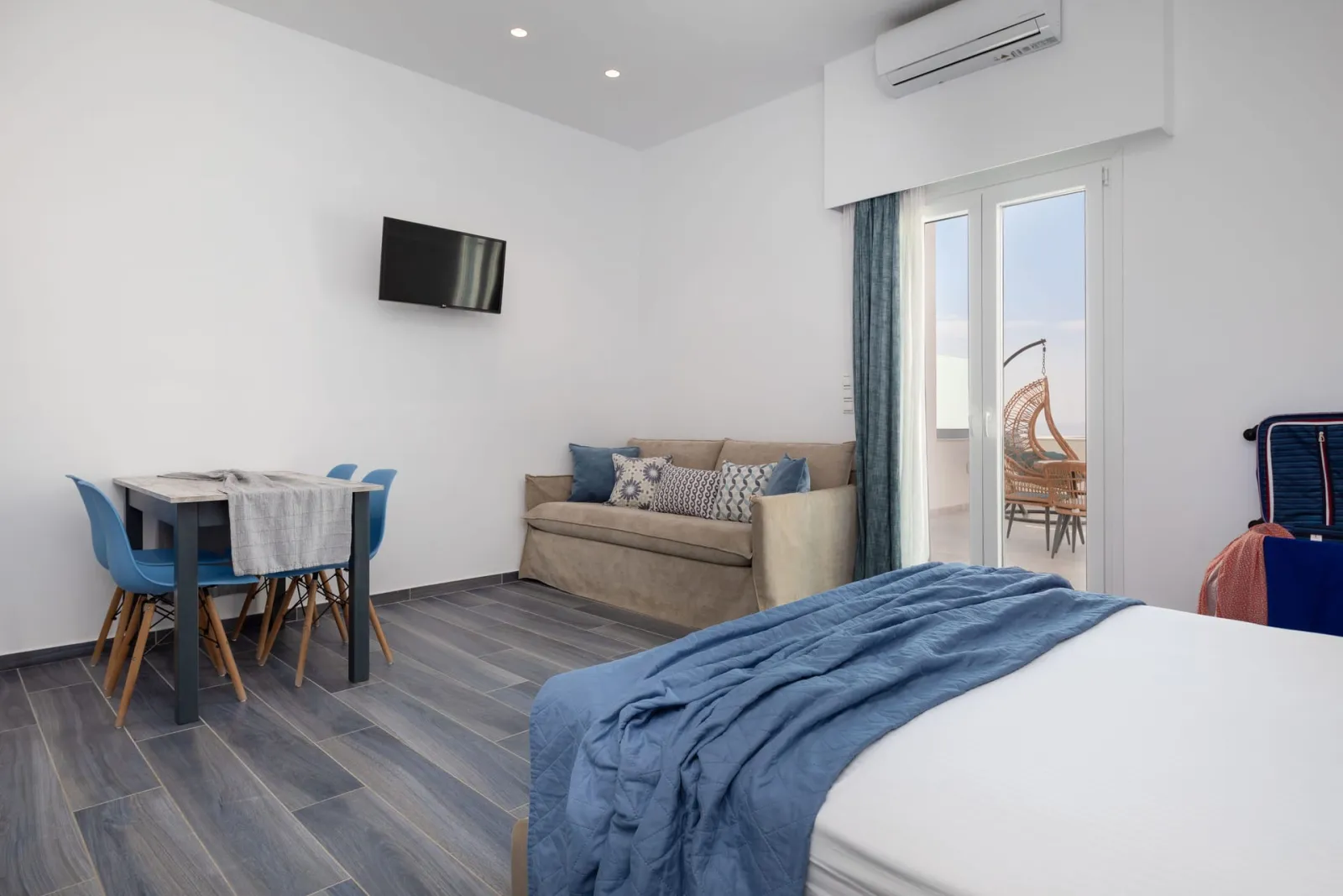 Premium Studio with Panoramic Sea View