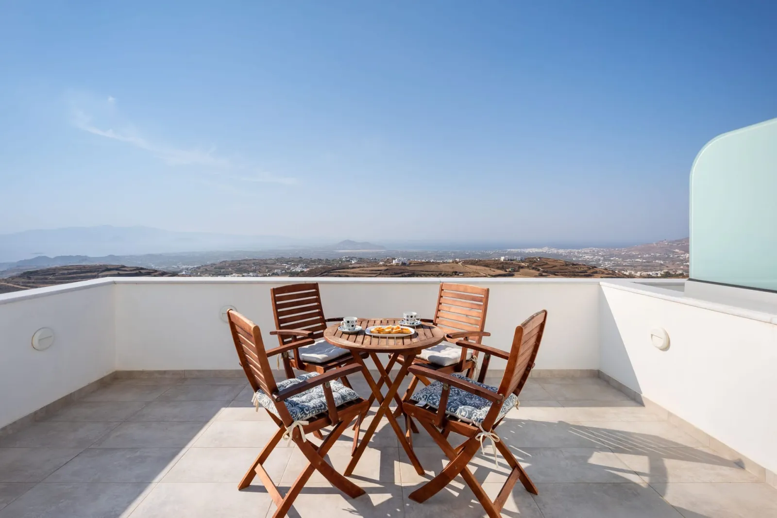 Deluxe One Bedroom Apartment with Panoramic Sea view