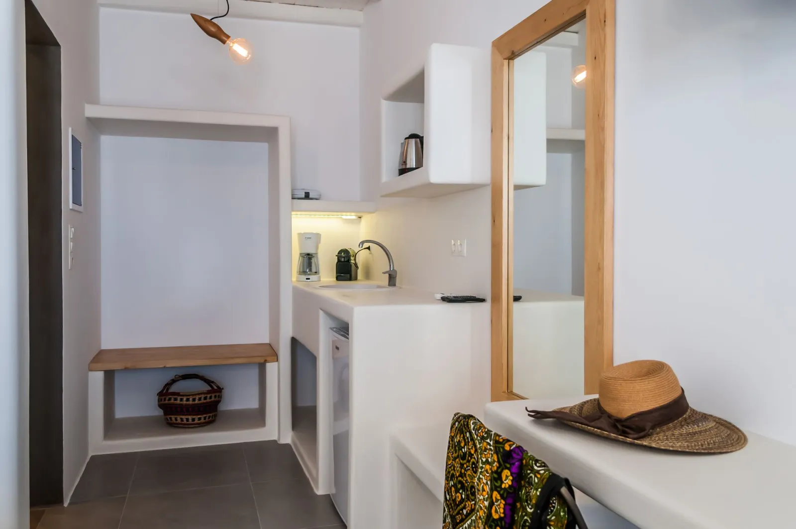 Junior Suite (max 2 persons) Pollonia Village