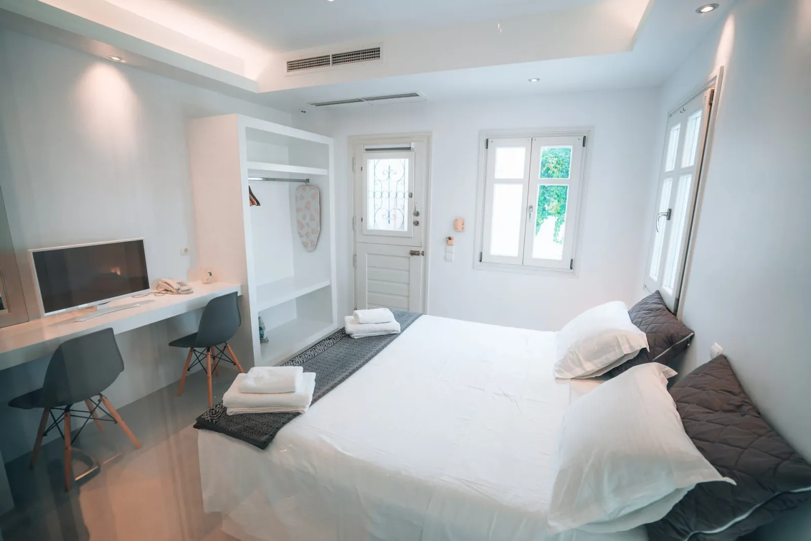Superior Double Room with Patio