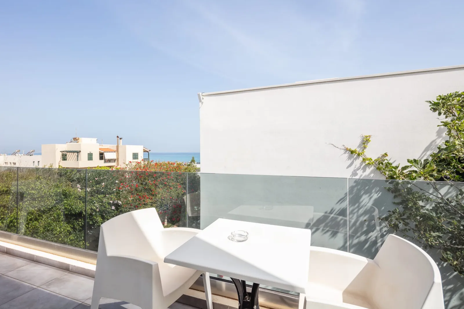 One Bedroom Apartment