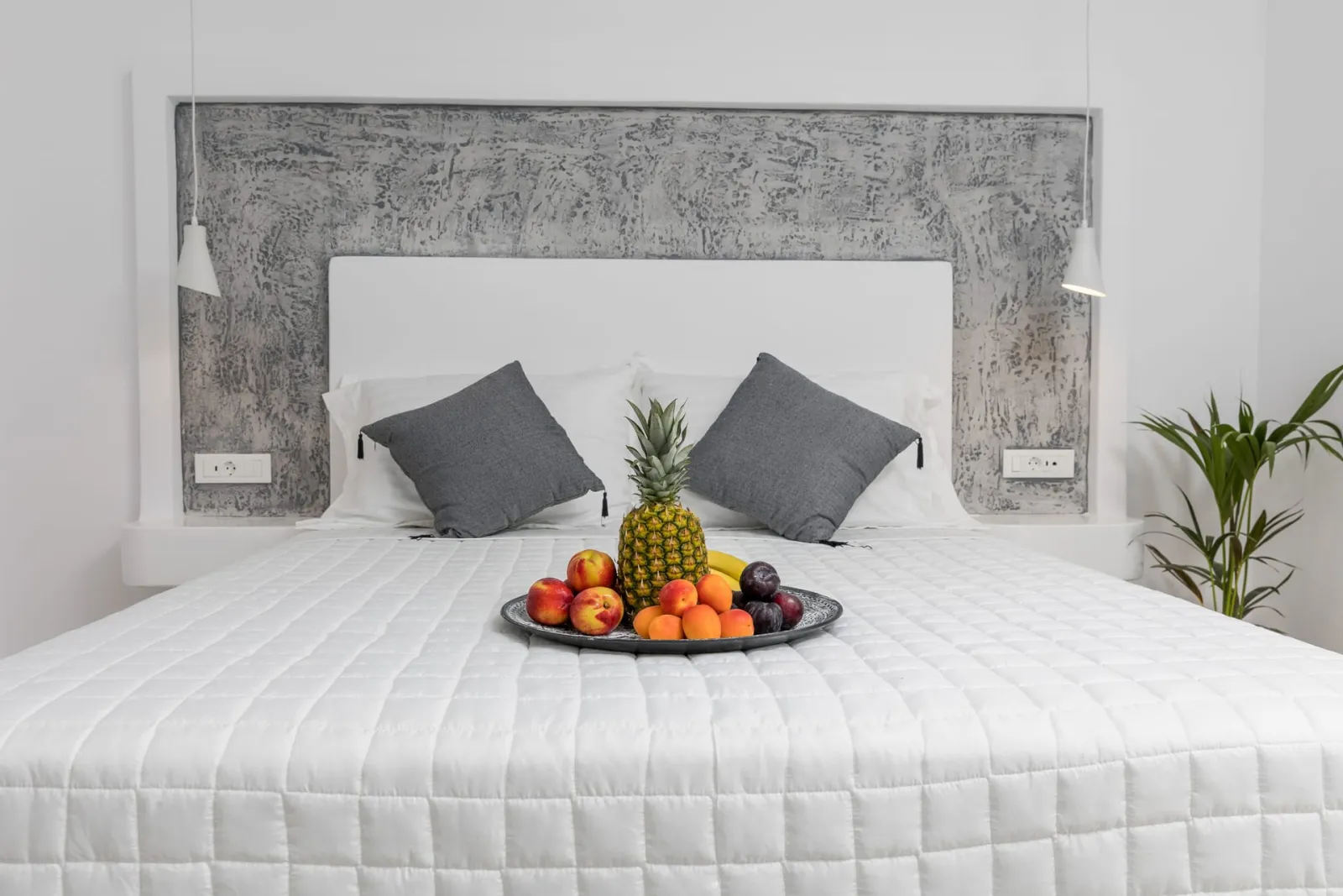 City Triple room