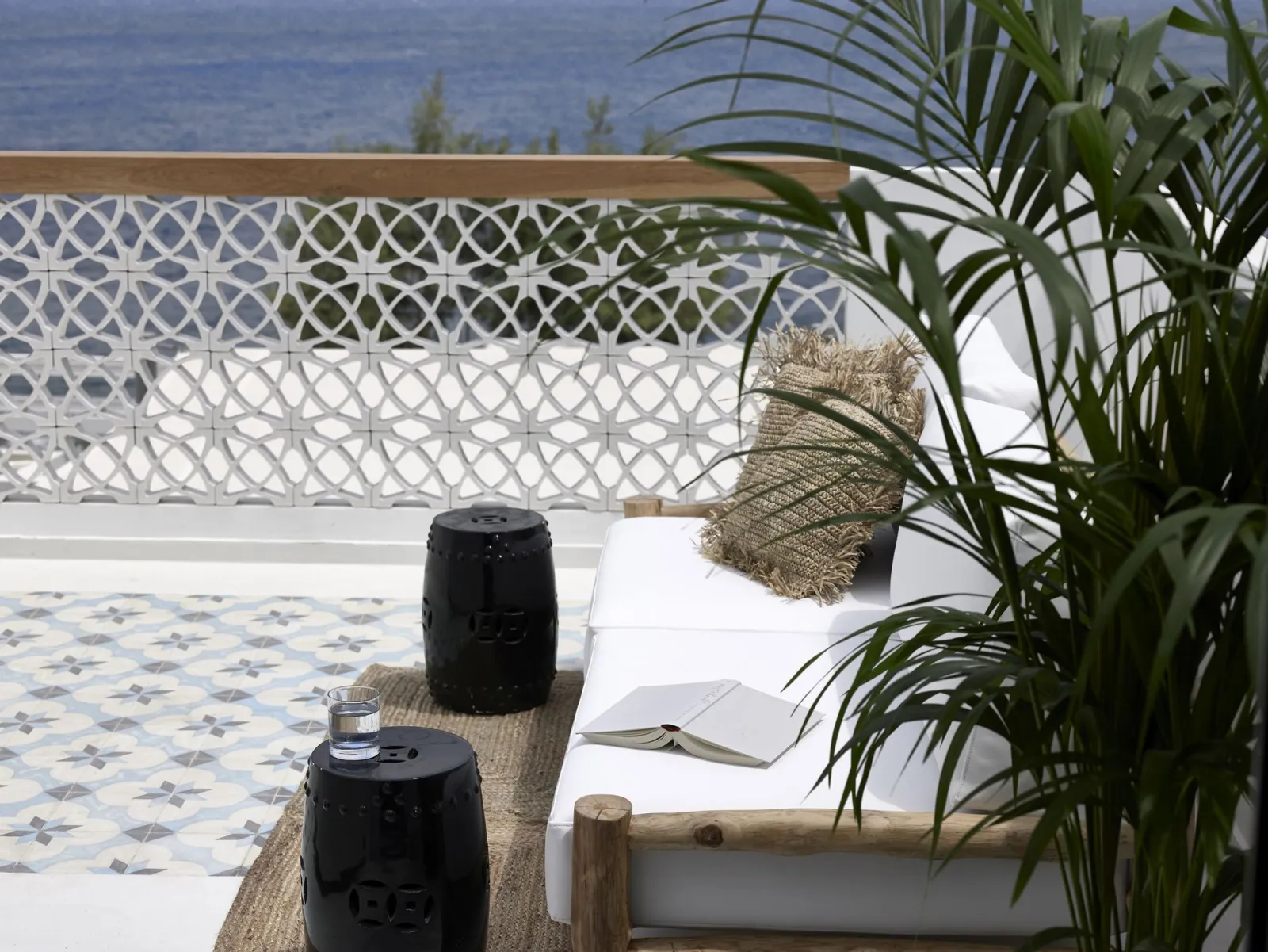 Deluxe Double with Outdoor Jacuzzi and Sea View