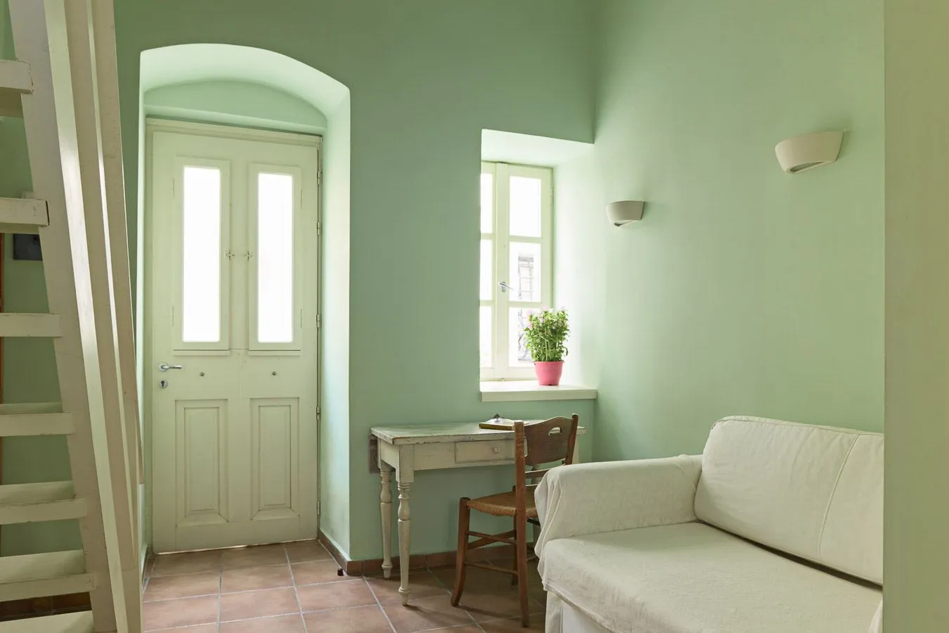 Green Mezzanine Bedroom Studio