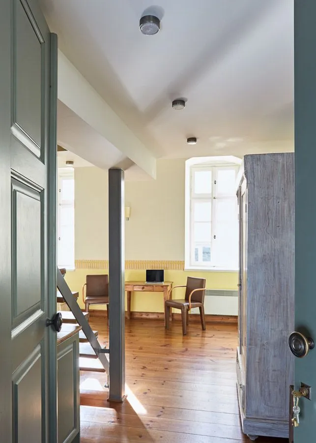 Junior Mezzanine Suite