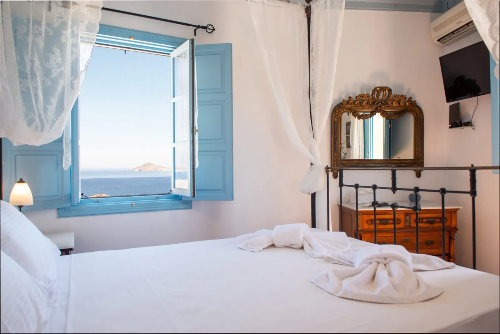 Patmos Studios - Sea View Apartment
