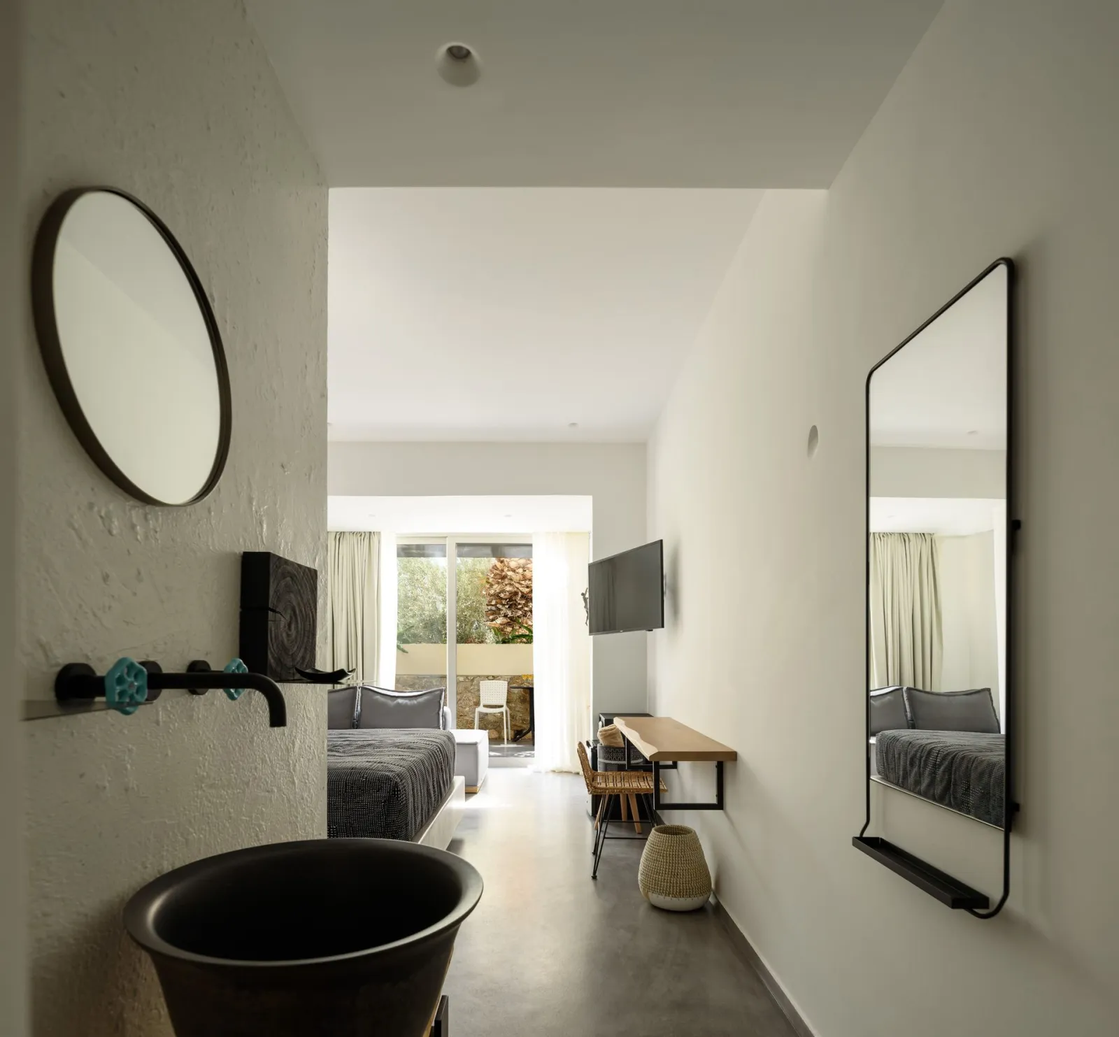 Junior Suite with outside Jacuzzi