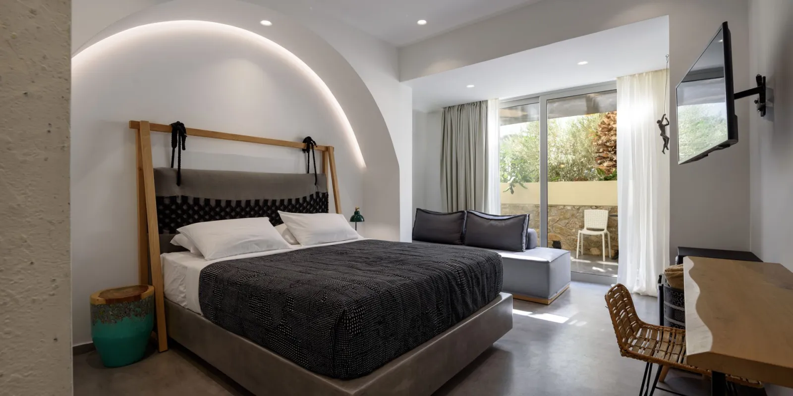 Junior Suite with outside Jacuzzi