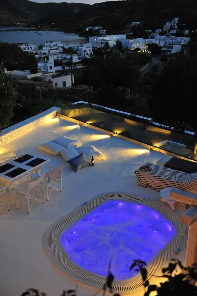 Residence with Sea View & Outdoor Hot Tub